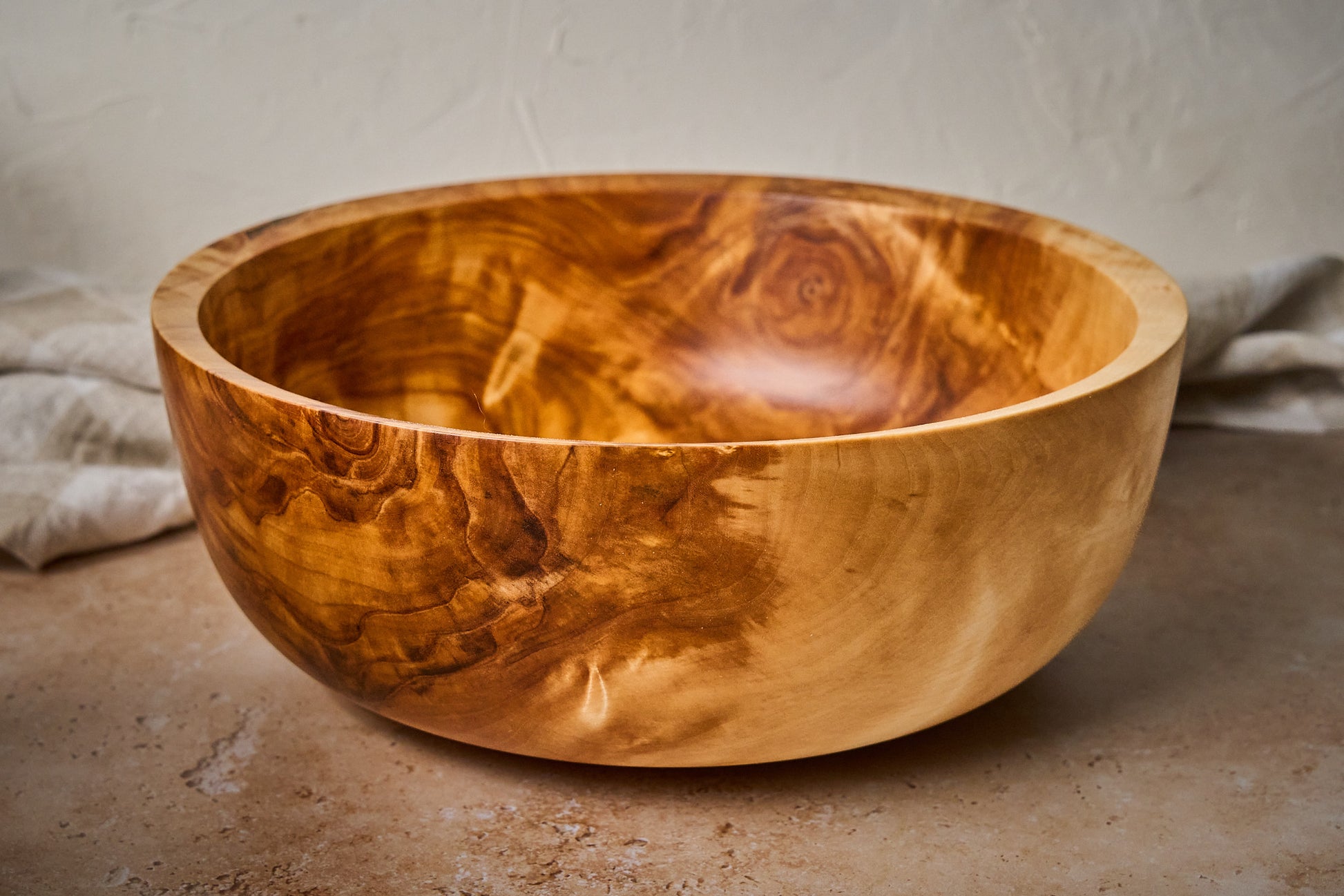 Side view of the big wood salad bowl